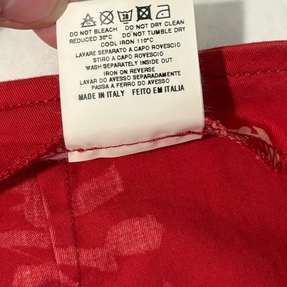 Moschino Jeans Red Japanese Writing Cropped Pants Size 10 Designer Streetwear